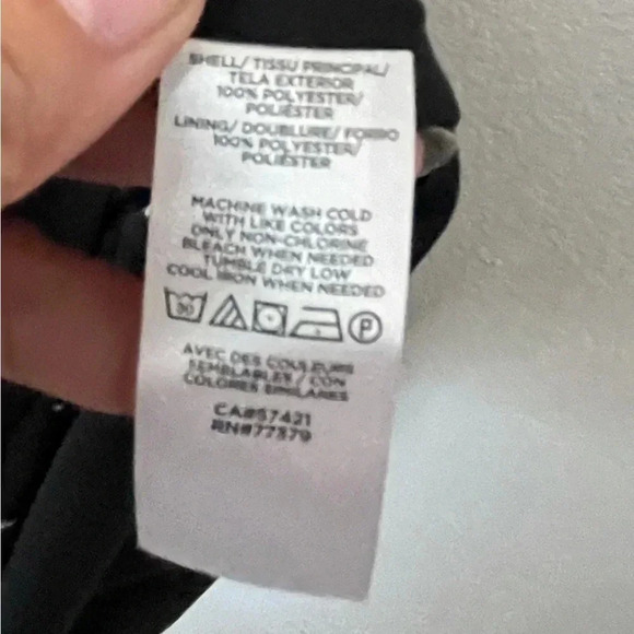 Ann Taylor Loft women black/white drapey halter top sleeveless size Small - Picture 5 of 6